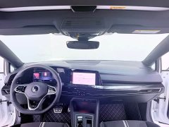 Volkswagen Golf 280TSI DSG R-Line 50th Anniversary Edition - ფოტო 5