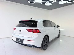 Volkswagen Golf 280TSI DSG R-Line 50th Anniversary Edition - ფოტო 7