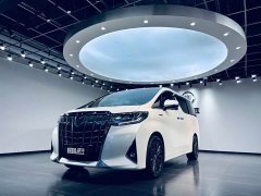 Toyota Alphard Hybrid 2.5L Premium Edition - ფოტო 1