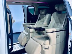 Toyota Alphard Hybrid 2.5L Premium Edition - ფოტო 14