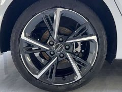 Audi A3 Facelift Sportback 35 TFSI Fashion Sport - ფოტო 17