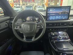 Lincoln Explorer 2.7T AWD Prestige - ფოტო 10
