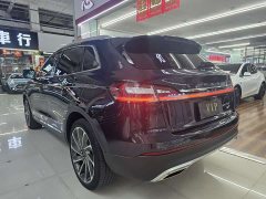 Lincoln Explorer 2.7T AWD Prestige - ფოტო 6