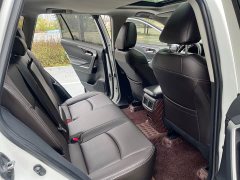 Toyota RAV4 2.0L CVT FWD Fashion Edition - ფოტო 18