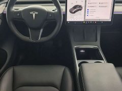 Tesla Model Y Long Range All-Wheel Drive - ფოტო 8