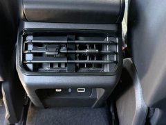 Lynk & Co Geely Lynk & Co 03 2023 1.5T DCT Pro - ფოტო 10