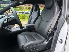 Tesla Model Y L Long Range All-Wheel Drive - ფოტო 5