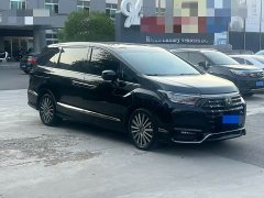 Honda Odyssey 2.0L e:HEV Premium - ფოტო 3