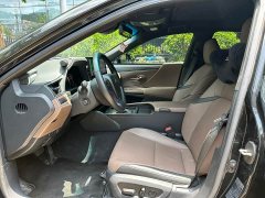 Lexus ES 2025 200 Premium Edition - ფოტო 5