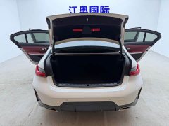 BMW 3 Series 320Li M Sport Package - ფოტო 20