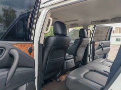Nissan Pathfinder ARMADA 5.6L Invincible Fleet Flagship Edition - ფოტო 12