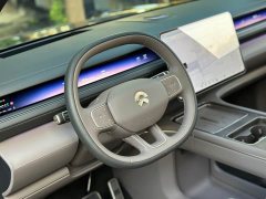 NIO ES8 Six-Seat Executive Luxury Edition - ფოტო 8
