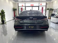 Hyundai Elantra 2023 1.5L CVT Luxury - ფოტო 3