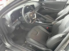 Hyundai Elantra 2023 1.5L CVT Luxury - ფოტო 5