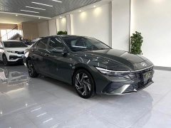 Hyundai Elantra 2023 1.5L CVT Luxury - ფოტო 8