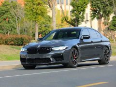 BMW M5 - ფოტო 6