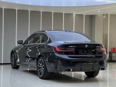 BMW 3 Series 320Li M Sport Package - ფოტო 18