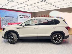 Volkswagen Touareg 2021 280TSI FWD Luxury Plus - ფოტო 8