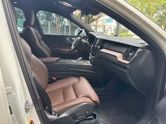 Volvo XC60 B5 AWD Smart Remote Luxury Edition - ფოტო 12