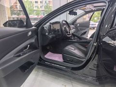 Hyundai Elantra 1.5L CVT Luxury - ფოტო 10