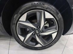 Hyundai Elantra 1.5L CVT Luxury - ფოტო 14