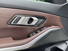 BMW 3 Series 320Li M Sport Package - ფოტო 9