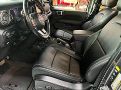 Jeep Gladiator 2022 3.6L Pioneer Edition - ფოტო 9
