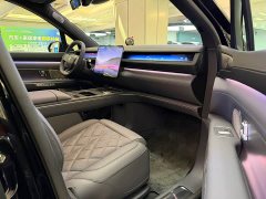 NIO ES8 Six-Seat Executive Luxury Edition - ფოტო 10