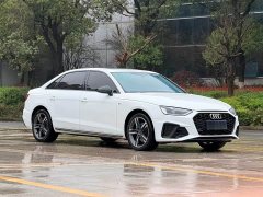 Audi A4L 40 TFSI Fashion Dynamic - ფოტო 3