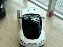 Aston Martin DB12 4.0T V8 Coupe - ფოტო 9