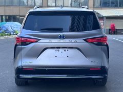 Toyota Sienna 2.5L Hybrid Platinum Edition - ფოტო 14