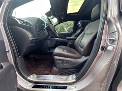 Toyota Sienna 2.5L Hybrid Platinum Edition - ფოტო 4