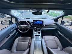 Toyota Sienna 2.5L Hybrid Platinum Edition - ფოტო 6