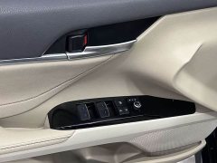 Toyota Camry 2.0G Luxury - ფოტო 18