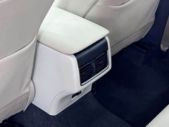 Toyota Camry 2.0G Luxury - ფოტო 19