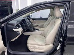 Toyota Camry 2.0G Luxury - ფოტო 9