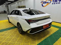 Hyundai Elantra 1.5L CVT GLX Elite - ფოტო 6