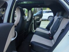 BYD Dolphin 420km Fashion Edition - ფოტო 8