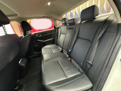 Honda Civic 180TURBO CVT Premium Edition - ფოტო 16