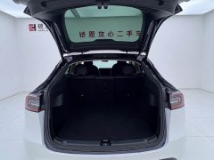 Tesla Model Y Rear-Wheel Drive - ფოტო 15