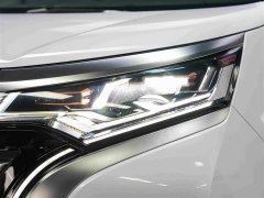 Denza BYD Denza D9 DM-i 980 Four-Wheel Drive Premium - ფოტო 13