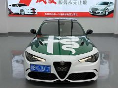 Alfa Romeo Giulia 2.9T Quadrifoglio - ფოტო 2