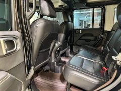 Jeep Wrangler 2.0T Sahara Four-Door - ფოტო 17