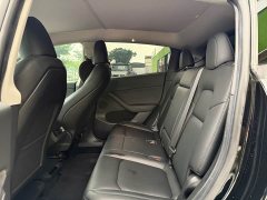 Tesla Model Y Rear-Wheel Drive - ფოტო 13