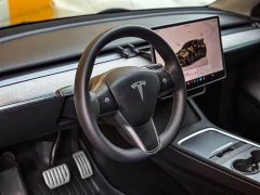 Tesla Model Y 2023 Rear-Wheel Drive - ფოტო 4