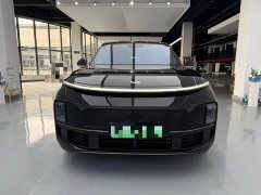 Li Auto L8 Pro - ფოტო 2