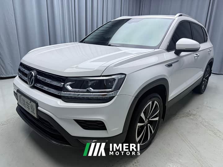 Volkswagen Touareg 2022 280TSI FWD Luxury Edition - ავტომობილი ჩინეთიდან