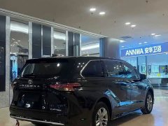 Toyota Sienna 2026 2.5L Hybrid FWD Luxury - ფოტო 7