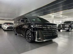 Toyota Vellfire Crown Hybrid 2.5L Executive Premier Edition - ფოტო 3