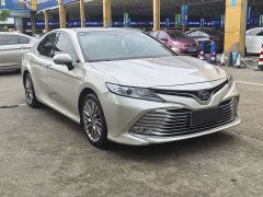 Toyota Camry Hybrid Luxury - ფოტო 3